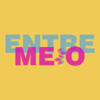 ENTRE|MEIO Estúdio Criativo Logo