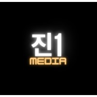 Maricopa County Creative Studios LLC Logo