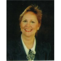 Bluegrass Country Estate, Broker RE/MAX RE Center Logo