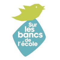 Sur les bancs de lécole Logo