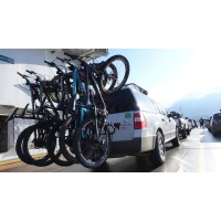 Wandering Wheels Logo