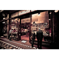 Vintage Watch Co Logo