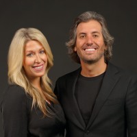 DJ & Lindsey Real Estate Logo