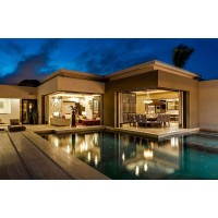 Platinum_Vacations Logo