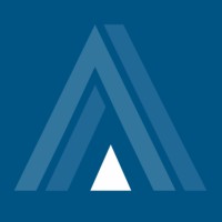 Grupo Lucma - Seguros e Investimentos Logo
