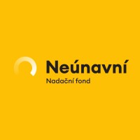Neúnavní - Nadační fond Logo