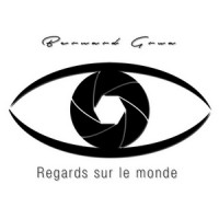 Regards sur le Monde Logo