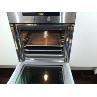 The Oven Cleaning Company Logo