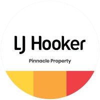 LJ Hooker Pinnacle Property Logo
