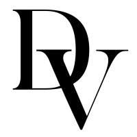 Derek & Vee Logo