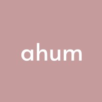 ahum podcasting Logo