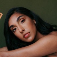 Rupi Kaur Logo