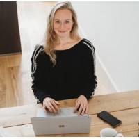 Jouw Communicatiebureau - Loes Broen Logo