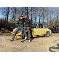 1HOTMINUTE - Photo & Video Logo