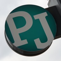 Peter Jackson Opticians Logo