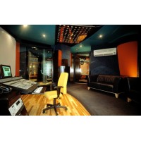 Rainmaker Studios Logo