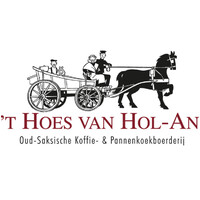 Oud Saksische Koffie- en Pannenkoekboerderij ‘t Hoes van Hol-An B.V. Logo