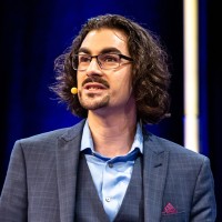 Brian Miller Speaks Logo
