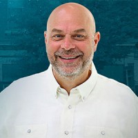 Steve Beecham Logo