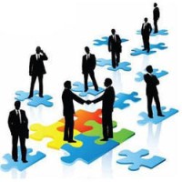 CHARTERED MANAGERS / EXPERTS ASSOCIÉS Logo