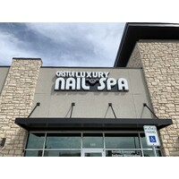 Castle Luxury Nail Spa Logo