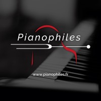 Pianophiles Logo
