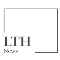 LA TRIBUNE DE LHOTELLERIE Logo