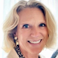 Susan McCorkindale, LLC Logo