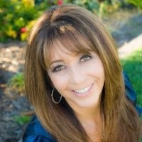 Mendoza Communications Logo