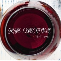 Grape Expectations Logo