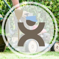 Domestic Engineers Logo