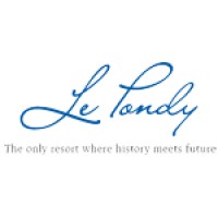 LE PONDY BEACH AND LAKE RESORT Logo