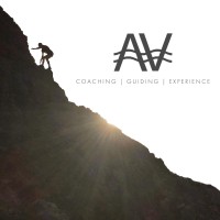 Mountain Wave Running Logo