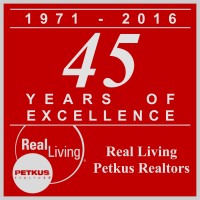 Real Living Petkus Realtors Logo
