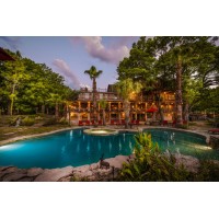 Moon River Ranch Logo