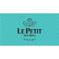 Le Petit Macarons Logo