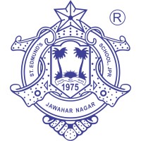 St Edmunds School Logo