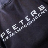 Peeters De Raamproducent Logo