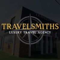 TravelSmiths Inc. Logo